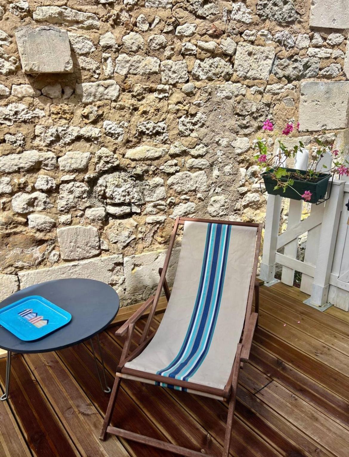 Maison Proche De L'Estuaire Brie-sous-Mortagne Exterior foto